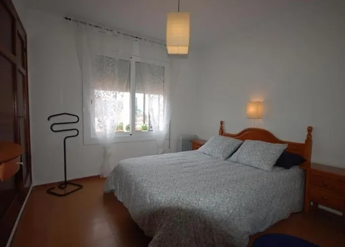 Lets Holidays Beautiful House Sea Views فيلة
