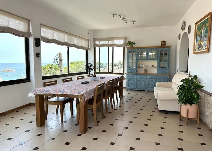 فيلة Lets Holidays Beautiful House Sea Views