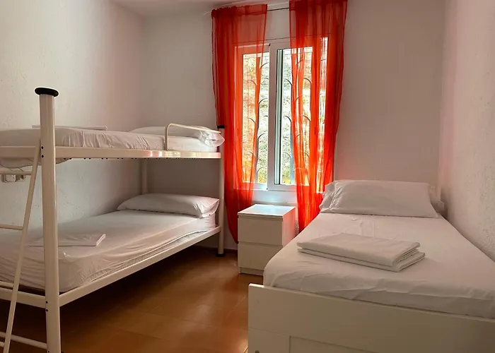 Lets Holidays Beautiful House Sea Views * توسا ذي مار